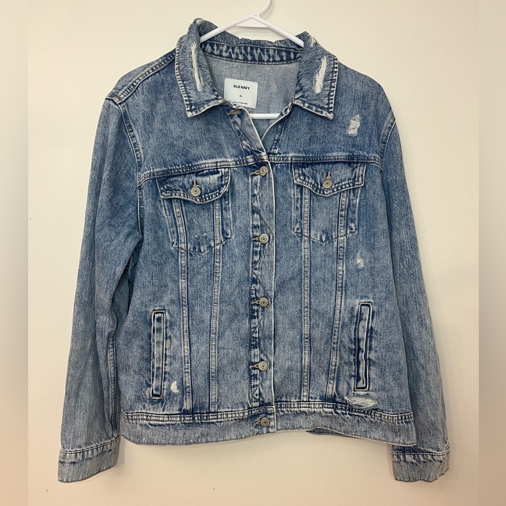 Old Navy Women’s XL Distressed Denim Jacket Medium Wash